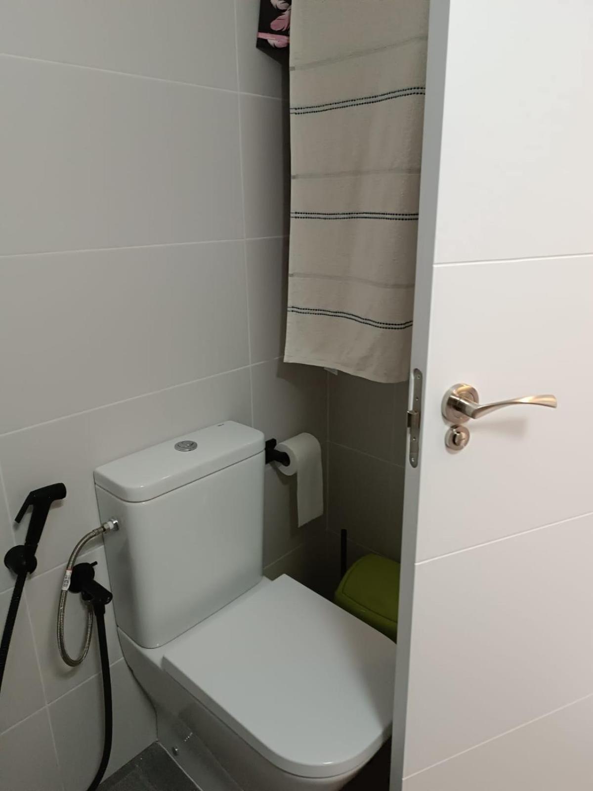 Residencia Alhambra Los Cisnes Torrevieja Esterno foto