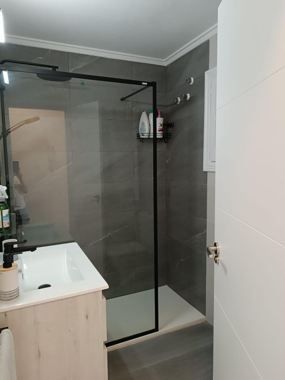 Residencia Alhambra Los Cisnes Torrevieja Esterno foto